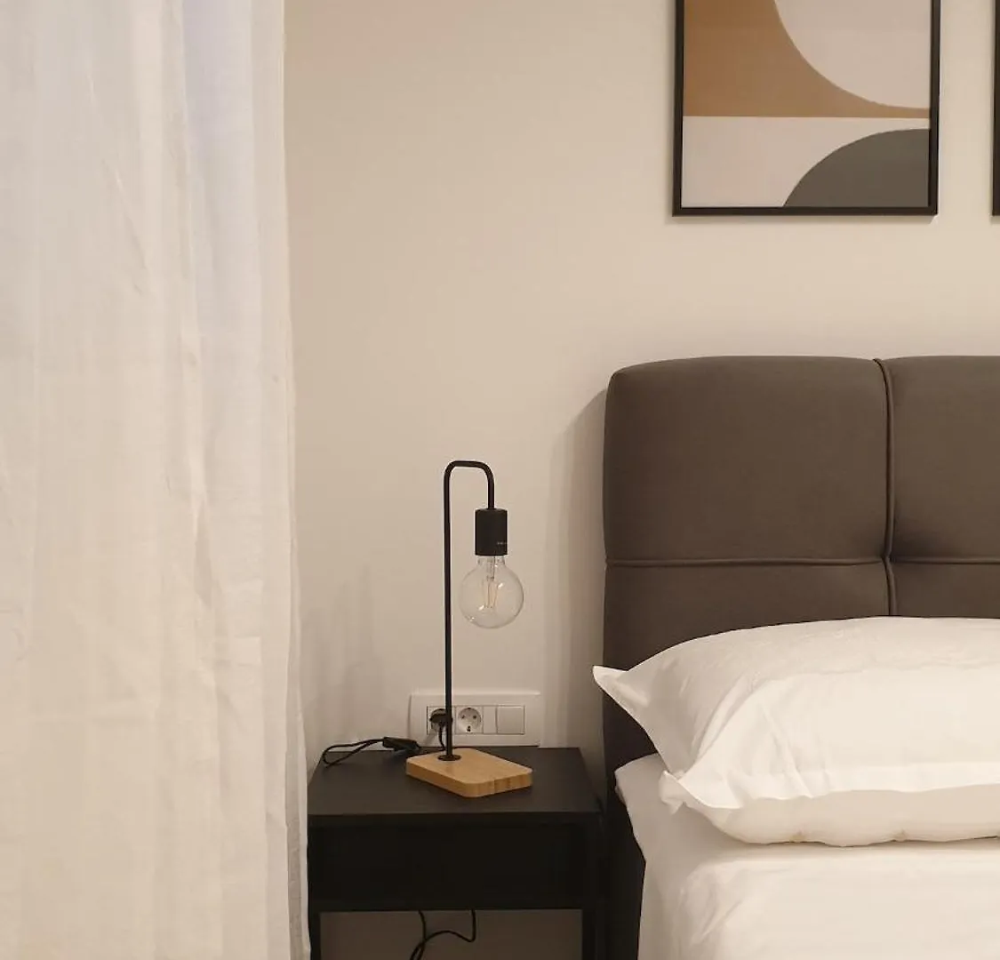 Terra Apartman Trogir 0*,